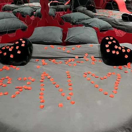 50 Nuances De Plaisir Διαμέρισμα